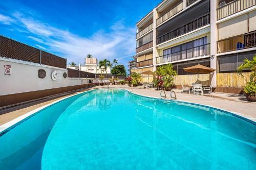 Kona Plaza#113