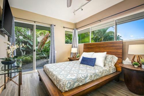 Dolphin House - Hawaii