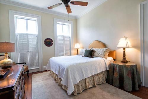 Apartamentos Getaway On Gordon By Lucky Savannah