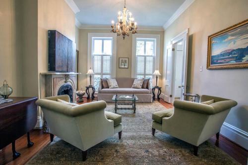 Apartamentos Getaway On Gordon By Lucky Savannah