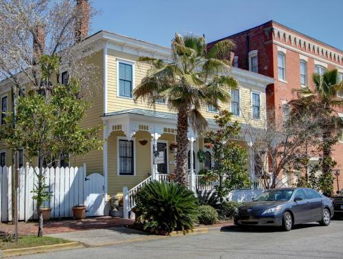 Bed & Breakfast Green Palm Inn