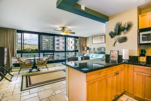 Apartamento @ Marbella Lane Mountain View Studio, Steps From Wakiki Beach