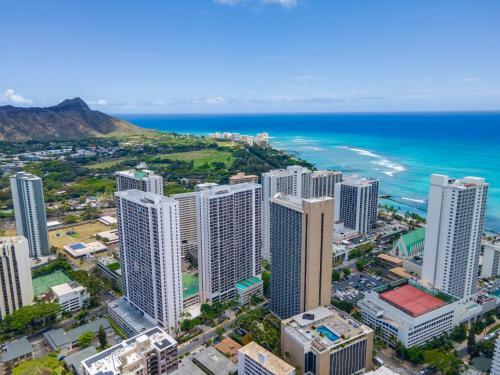 Apartamento 37th Fl. Ocean View, 1 Block To Beach, Parking