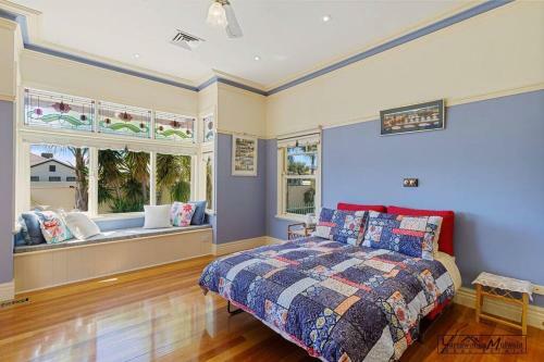 Federation Home In Town, Close To Lake & Shops
