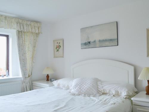Woodside Cottage