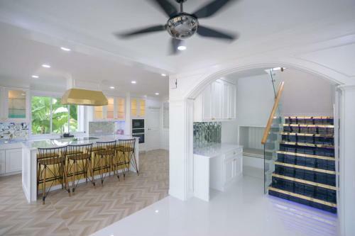 Pattaya Villa W/bathtub - Exquisite Pool Villa I