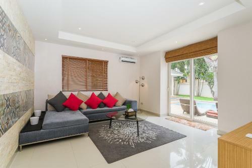 Luxury Pool Villa 3br 6-8 Persons