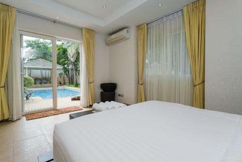 Luxury Pool Villa 3br 6-8 Persons