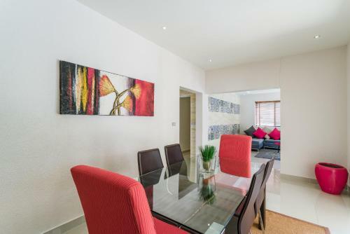 Luxury Pool Villa 3br 6-8 Persons