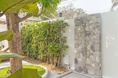 Stylish 2-villa Combination By Hi At Home