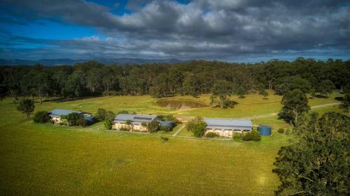 Cottages On Lovedale - Cottage No. 1 (2 Bedroom)