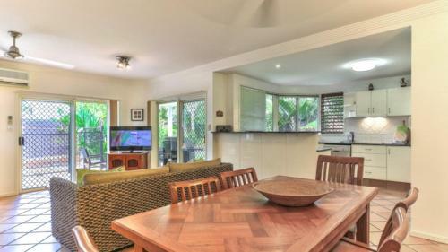 Villa Tojaca - Palm Cove