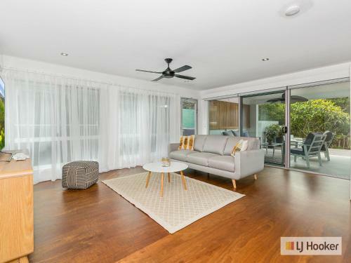 Beachfront On She Oak