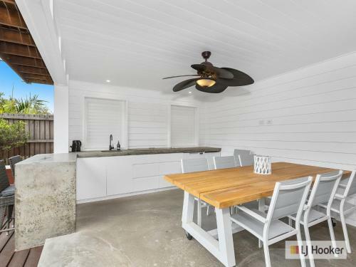 Beachfront On She Oak