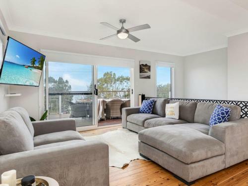 Villa Killara Gorgeous Ocean Views And Just Metres From The Sand
