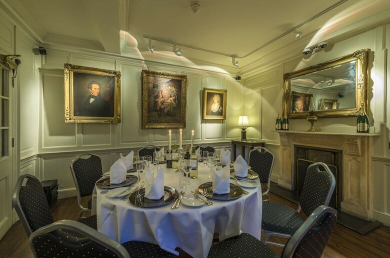 Hotel White Hart Royal