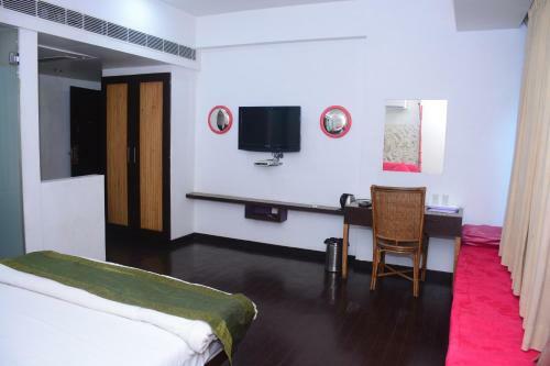 New Yahvi Hotel