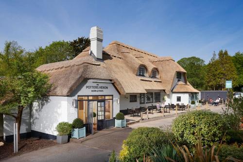 Potters Heron Hotel