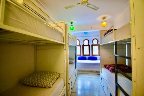 One Light Hostel