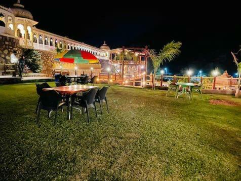 Hotel Badi Garh Palace Resort & Spa