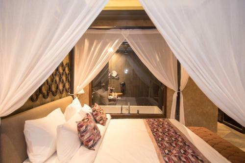 Hotel Historia Royal