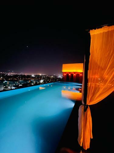 Hotel Historia Royal