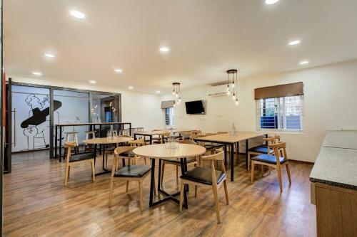 Hotel Townhouse 917 Amar Abode