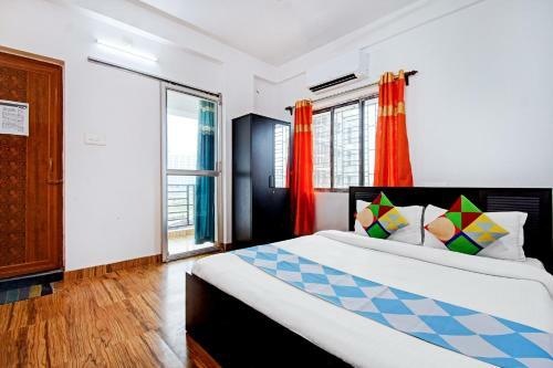 Hostal Oyo 80645 Rose Inn