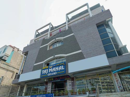 Oyo Flagship 85960 Hotel Taj Mahal Grand