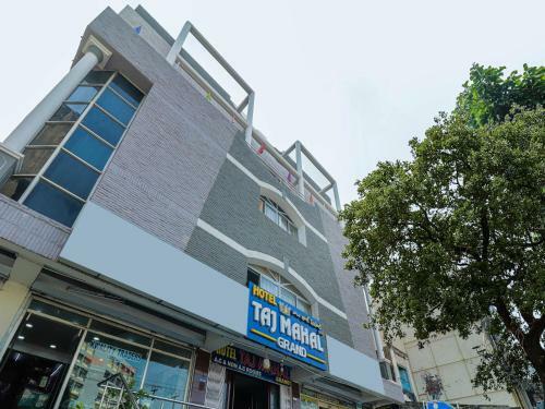 Oyo Flagship 85960 Hotel Taj Mahal Grand