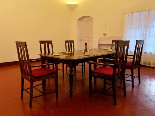 Tea Planters Bungalow