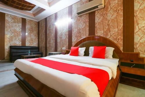 Oyo 61070 Hotel Krishna