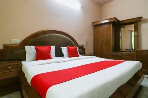 Oyo 61070 Hotel Krishna