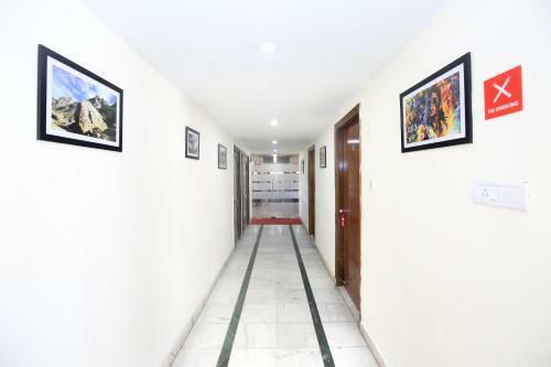 Capital O 12767 Hotel Grand Chinar