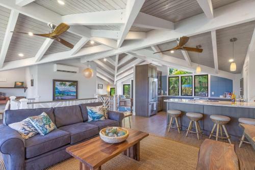 129-3 Puamana Ocean View