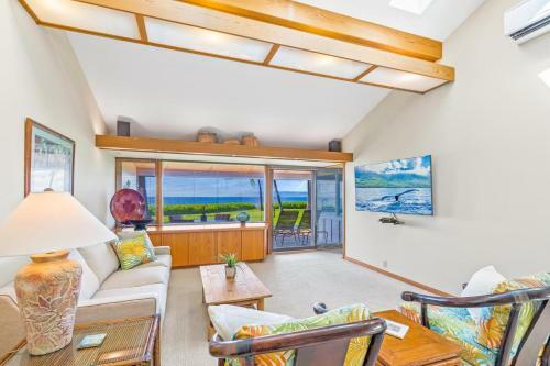 128-1 Puamana Oceanfront