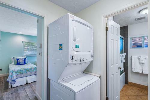 150-4 Oceanfront Puamana