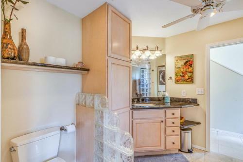 100-3 One Bedroom Puamana Unit