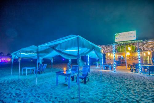 Hostal Hotel Frank's Baga Beach