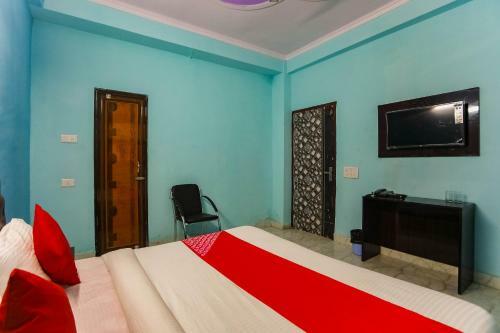 Hotel Collection O 40138 City Hut Residence