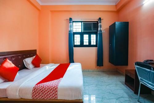 Hotel Collection O 40138 City Hut Residence