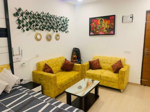 Apartamento The Vogue Square Near India Expo Mart