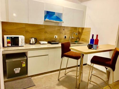Apartamento The Tiger Square Near India Expo Mart
