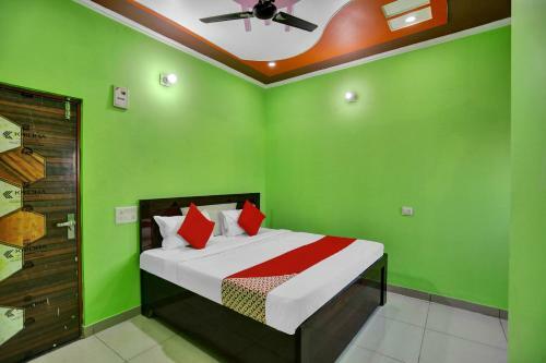 Oyo Flagship 83734 Hotel Jewar International