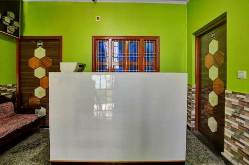 Oyo Flagship 83734 Hotel Jewar International