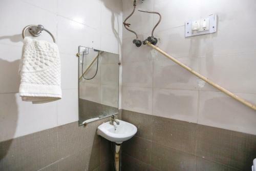 Hotel Oyo 74693 Jmd Guest House