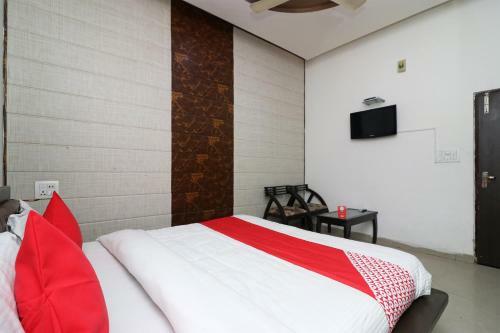 Oyo 22977 Hotel Alpine