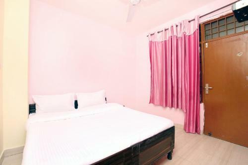 Hotel Spot On 37127 HC Palace