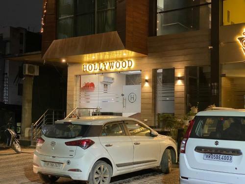 The Hollywood Hotel