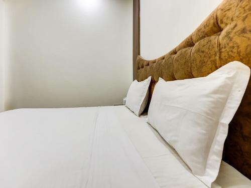 Oyo 85427 Hotel La Vista